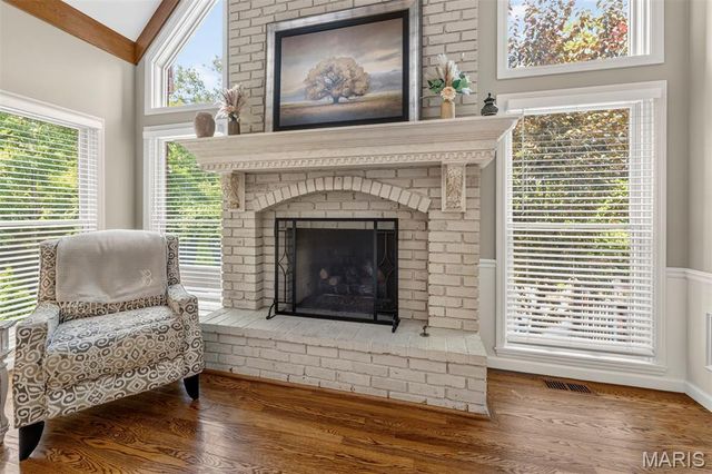 2401 Wexford Woods Court, Town And Country, MO 63131