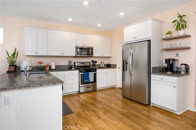 240 Natural Bridge, Palmdale, CA 93551