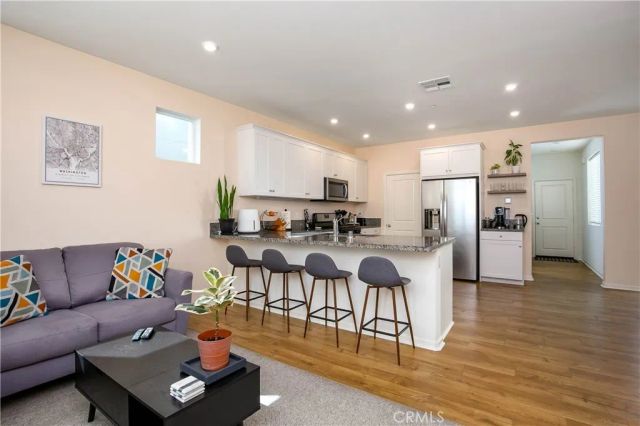 240 Natural Bridge, Palmdale, CA 93551