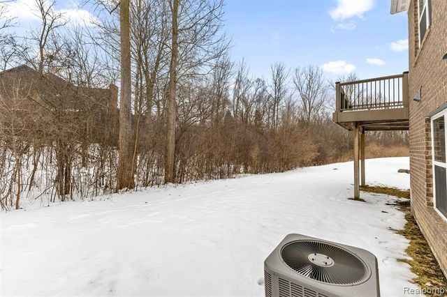 18967 Denali Circle, Northville, MI 48168