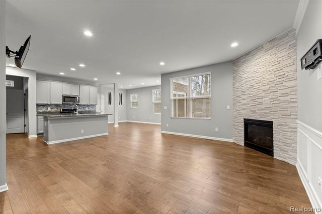 18967 Denali Circle, Northville, MI 48168