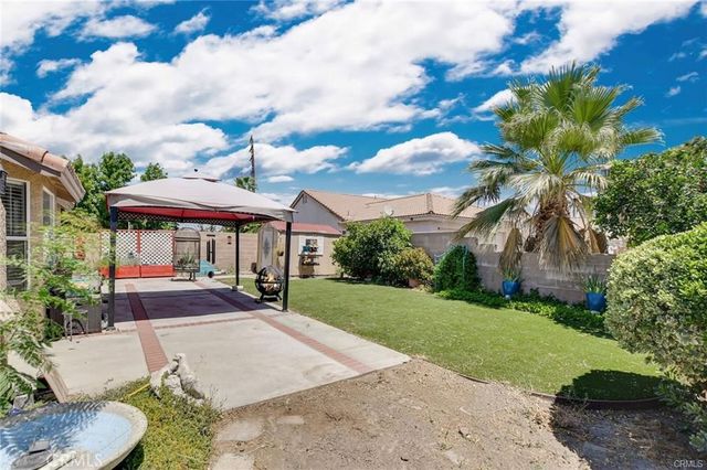 3112 Wimbledon, Hemet, CA 92545