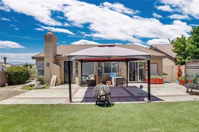 3112 Wimbledon, Hemet, CA 92545