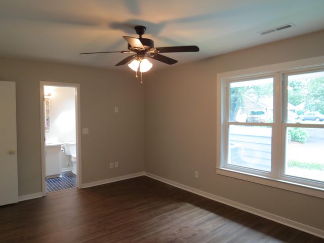 1124 Honeysuckle Court, Mount Pleasant, SC 29464