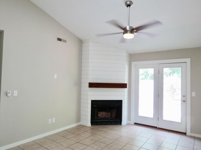 1124 Honeysuckle Court, Mount Pleasant, SC 29464
