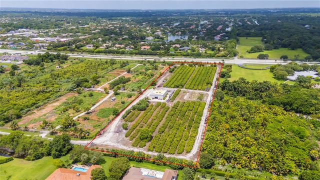 4077 SW 121st Ter, Davie, FL 33330