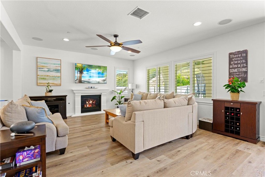 Image 16 of property listing at 45904 Corte Mislanca, Temecula, CA 92592