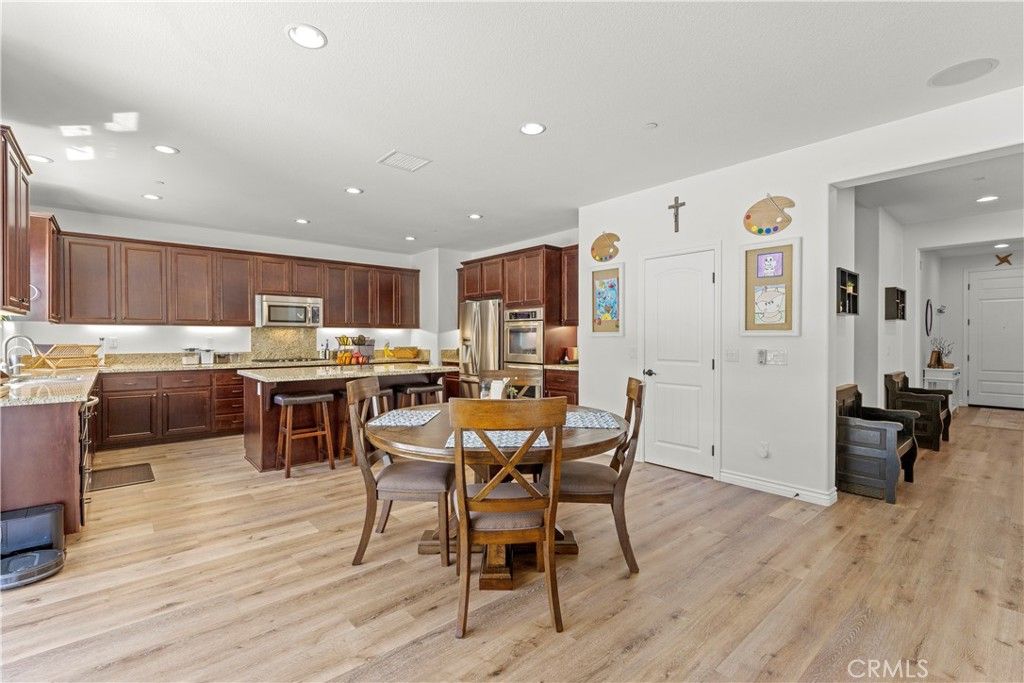 Image 21 of property listing at 45904 Corte Mislanca, Temecula, CA 92592