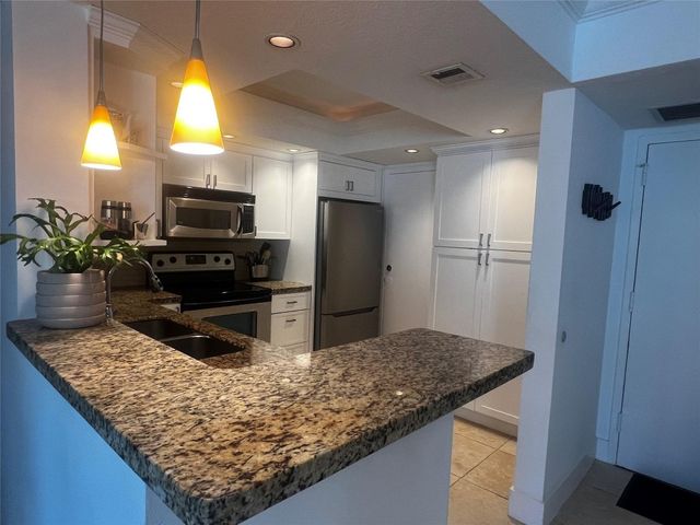 1170 N Federal Highway 311, Fort Lauderdale, FL 33304