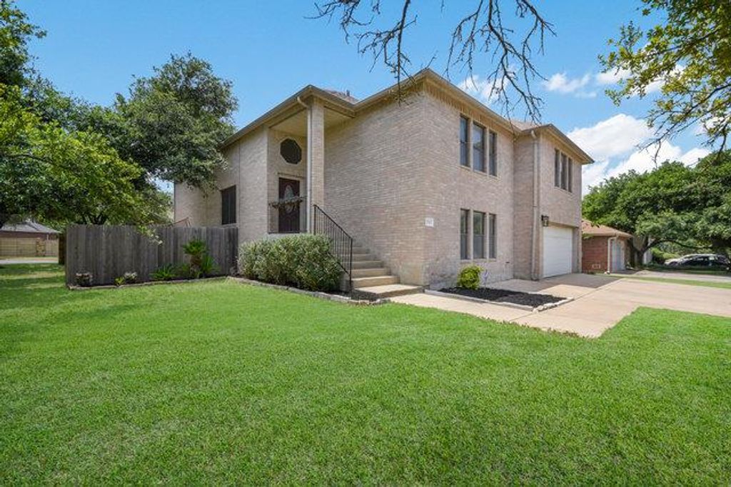 1750 Star Light CIR, Cedar Park, TX 78613
