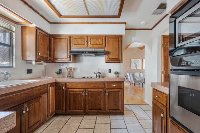 13005 Cambridge Place NE, Albuquerque, NM 87112