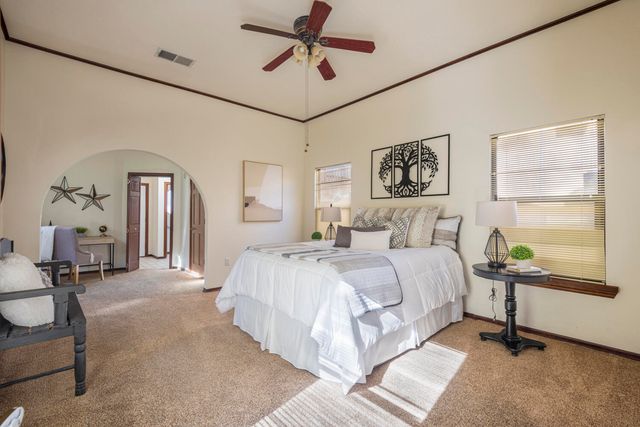 13005 Cambridge Place NE, Albuquerque, NM 87112