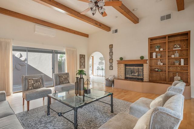 13005 Cambridge Place NE, Albuquerque, NM 87112