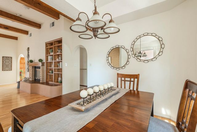 13005 Cambridge Place NE, Albuquerque, NM 87112