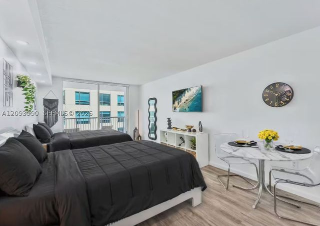 1200 Brickell Bay Dr 2610, Miami, FL 33131