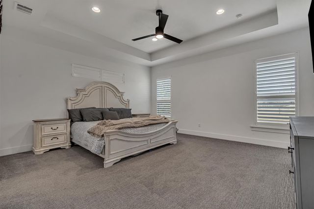 304 Buffalo TRL, Liberty Hill, TX 78642