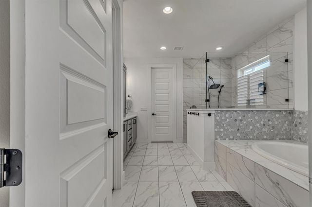 304 Buffalo TRL, Liberty Hill, TX 78642