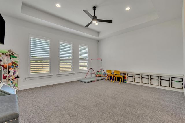 304 Buffalo TRL, Liberty Hill, TX 78642