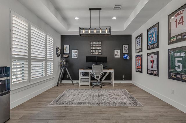 304 Buffalo TRL, Liberty Hill, TX 78642