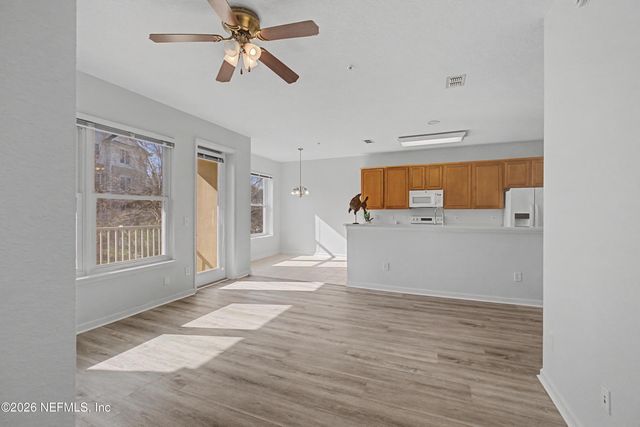 13364 BEACH Boulevard 116, Jacksonville, FL 32224