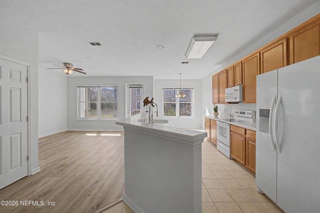 13364 BEACH Boulevard 116, Jacksonville, FL 32224