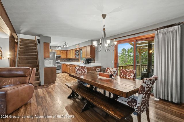 610 Grovenburg Road, Mason, MI 48854