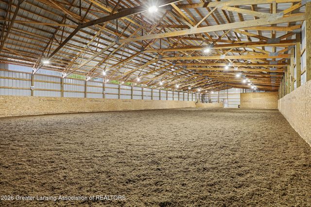 610 Grovenburg Road, Mason, MI 48854