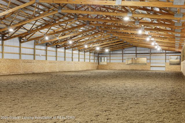 610 Grovenburg Road, Mason, MI 48854