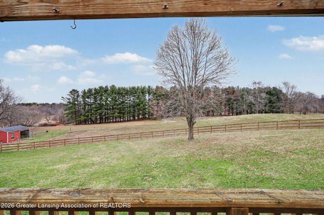 610 Grovenburg Road, Mason, MI 48854