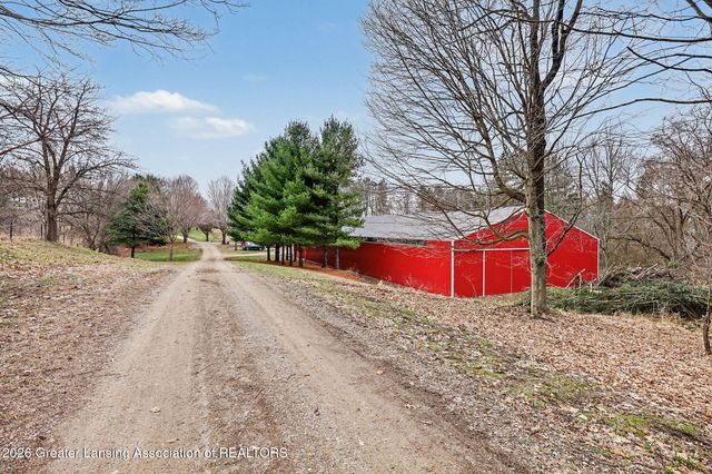 610 Grovenburg Road, Mason, MI 48854