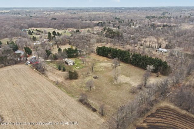 610 Grovenburg Road, Mason, MI 48854