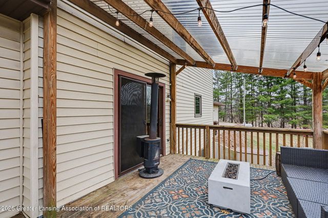 610 Grovenburg Road, Mason, MI 48854