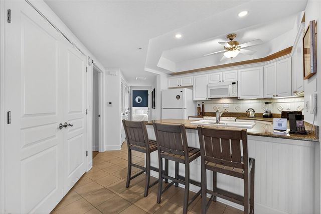 200 OCEAN CREST DRIVE 605, Palm Coast, FL 32137