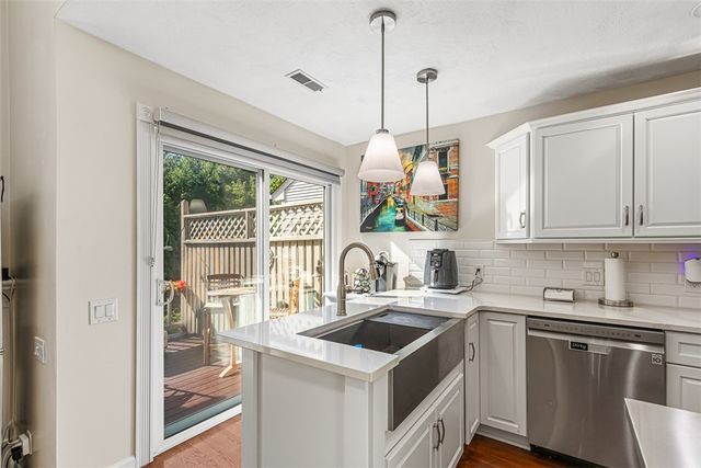 102 Palmer Drive D, North Providence, RI 02904