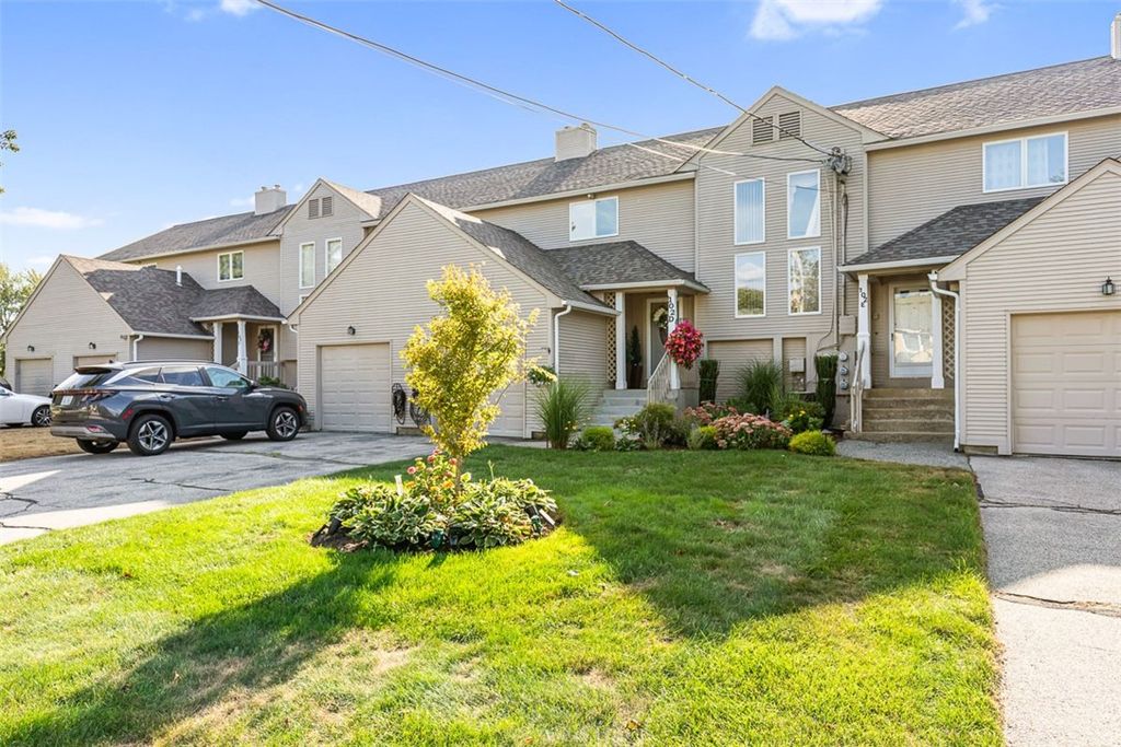 102 Palmer Drive D, North Providence, RI 02904