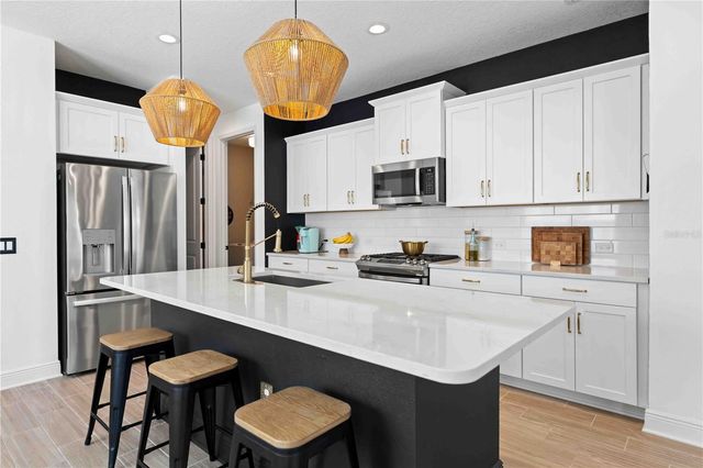 10116 CROSS RIVER TRAIL, Parrish, FL 34219