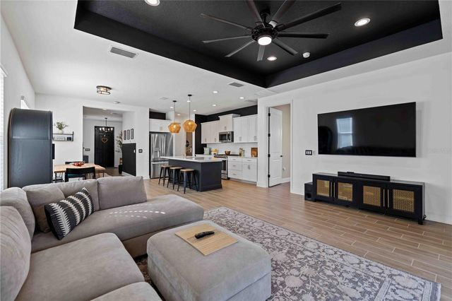 10116 CROSS RIVER TRAIL, Parrish, FL 34219