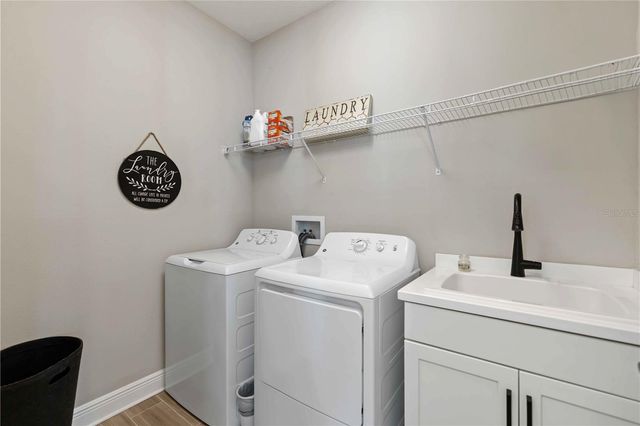 10116 CROSS RIVER TRAIL, Parrish, FL 34219