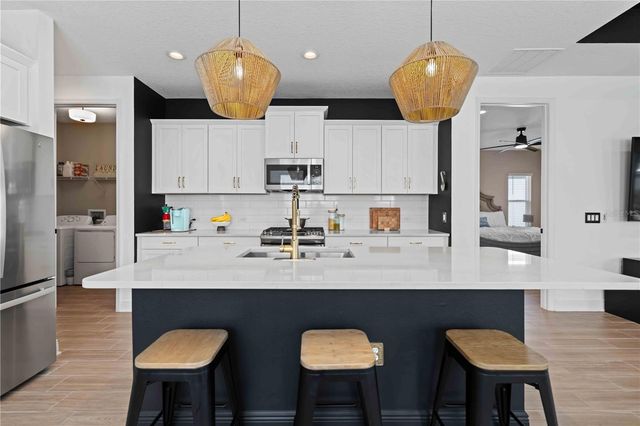 10116 CROSS RIVER TRAIL, Parrish, FL 34219