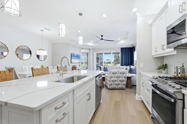 12650 PALATKA DRIVE, Venice, FL 34293