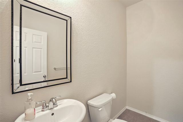 8137 Kurgan Trail, Fort Worth, TX 76131