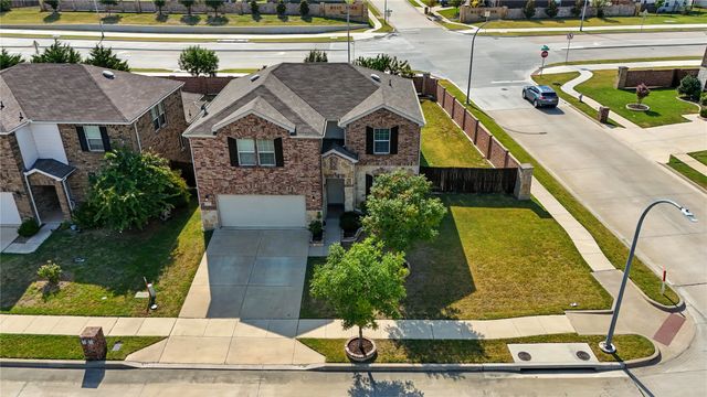 8137 Kurgan Trail, Fort Worth, TX 76131