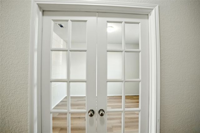 8137 Kurgan Trail, Fort Worth, TX 76131