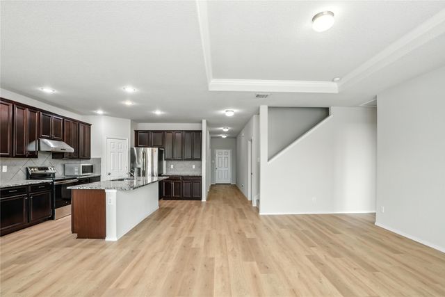 8137 Kurgan Trail, Fort Worth, TX 76131