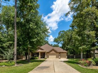 9114 Silver Back Trail, Conroe, TX 77303