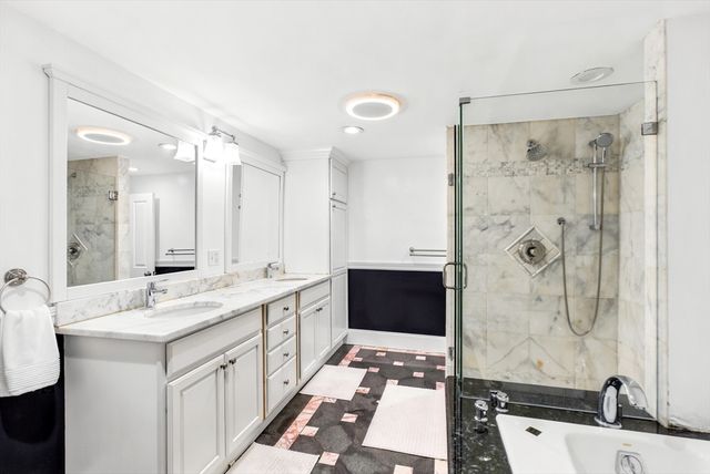9 Park St. 8, Boston, MA 02122