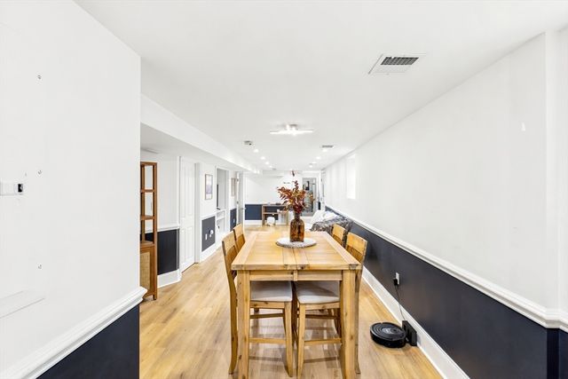 9 Park St. 8, Boston, MA 02122