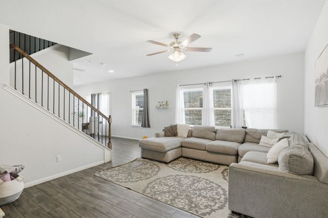 12432 Ostrich TRL, Manor, TX 78653