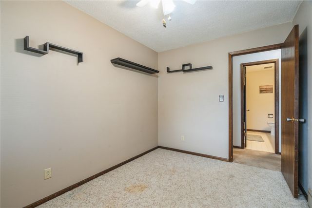 3416 Sue Lane NW, Cedar Rapids, IA 52405