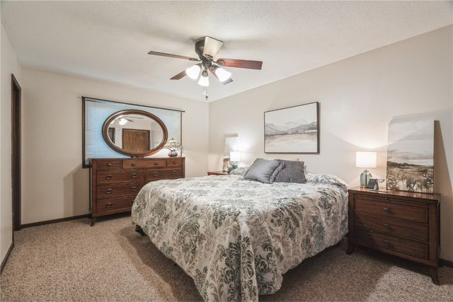 3416 Sue Lane NW, Cedar Rapids, IA 52405